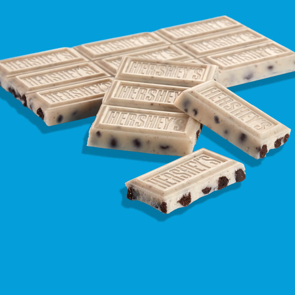 hersheys cookies n creme candy bar broken up into bite size pieces