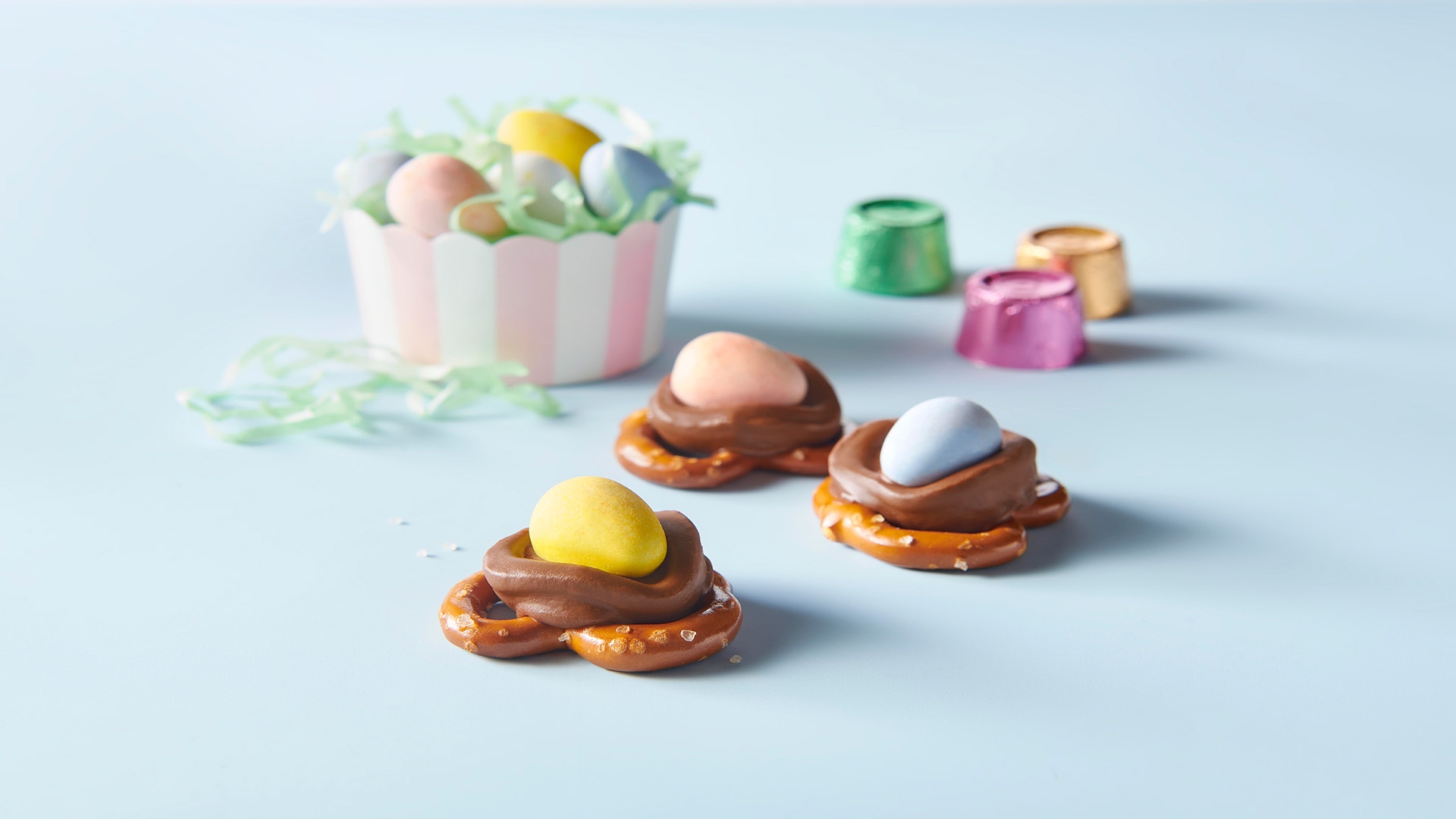 easter time pretzel delights